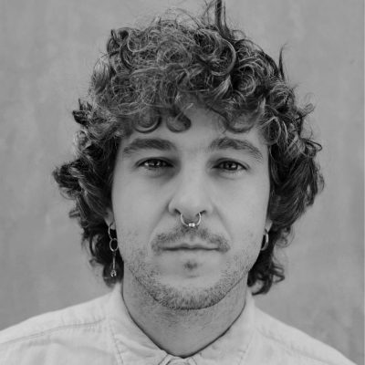 Vara-de-Rey-portrait-1536x1536